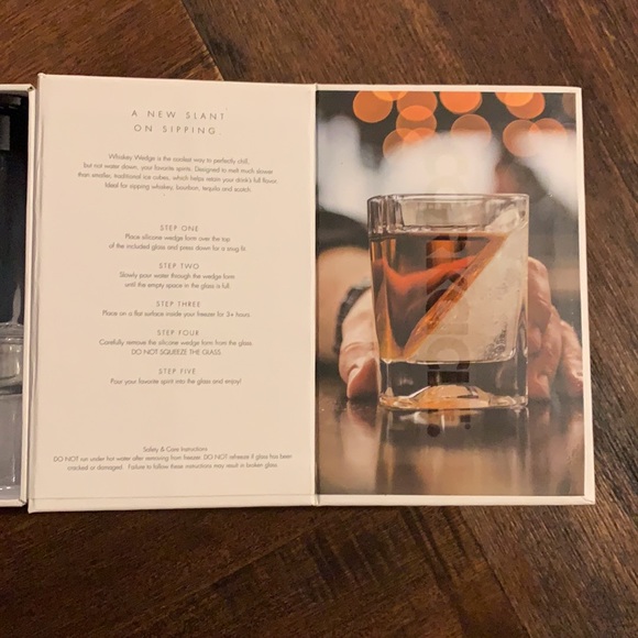 Corkcicle Whiskey Wedge - Picture 5 of 7